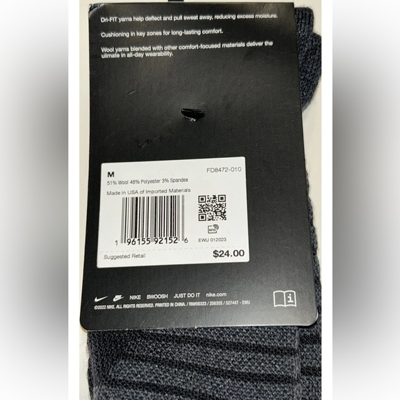 Nike Outdoor Crew Socks 1 Pair Men 6-8 Wmn 6-10 Black Gray w Logo Wool Blend NEW - Picture 2 of 10